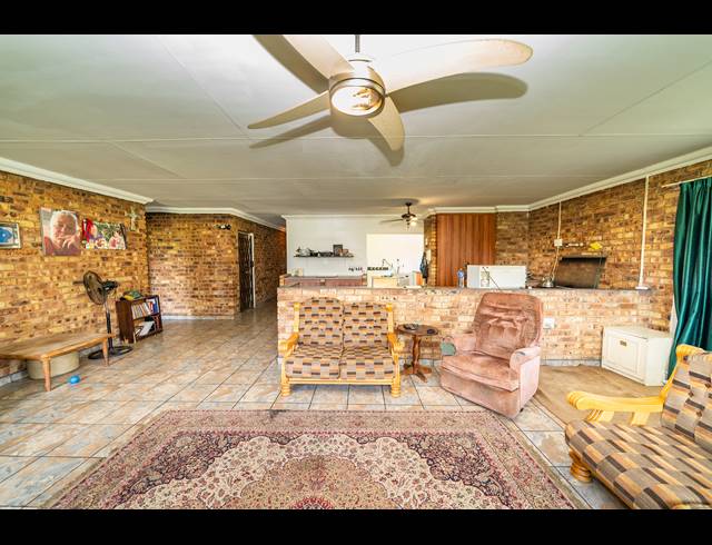 40,442M² FARM FOR SALE IN WITHOK ESTATE